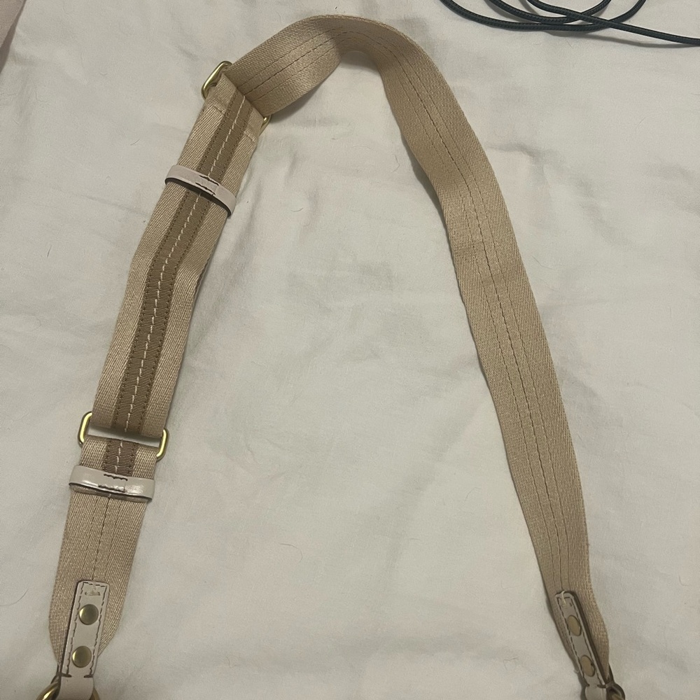 Vintage Coach jacquard canvas and leather crossbody - Picture 9 of 16